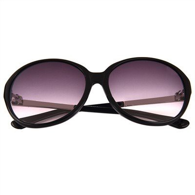 Madingi, madingi akiniai nuo saulės moterims